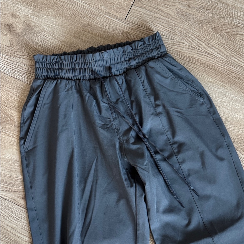 Abercrombie & Fitch Women’s Charcoal Joggers - Picture 6 of 7